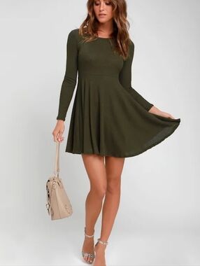 Lulus nwt Large Fit and Fair Olive Green Ribbed Knit Long Sleeve Skater Dress